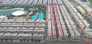 Bán liền kề Vịnh Thiên Đường 6 Vimhomes Ocean Park The Crown Hưng Yên giá rẻ nhất thị trường. Các căn có hỗ trợ vay vốn ngân hàng 70% giá trị hợp đồng. Dãy đẹp dễ cho thuê và kinh doanh