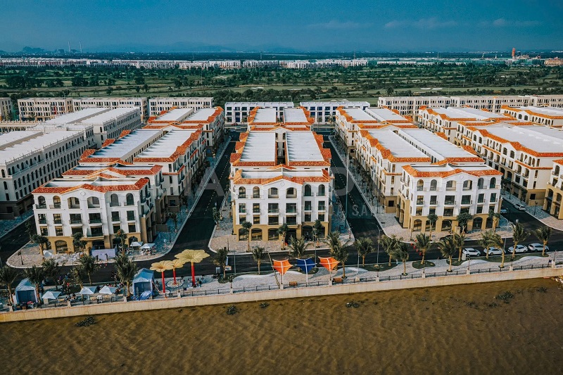 Shophouse Royal Boulevard Vinhomes Royal Island (Vũ Yên Hải Phòng)